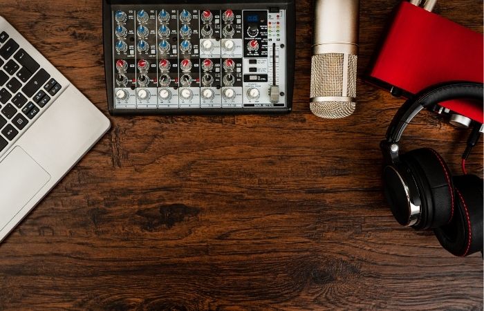 Can You Use A Mixer With An Audio Interface